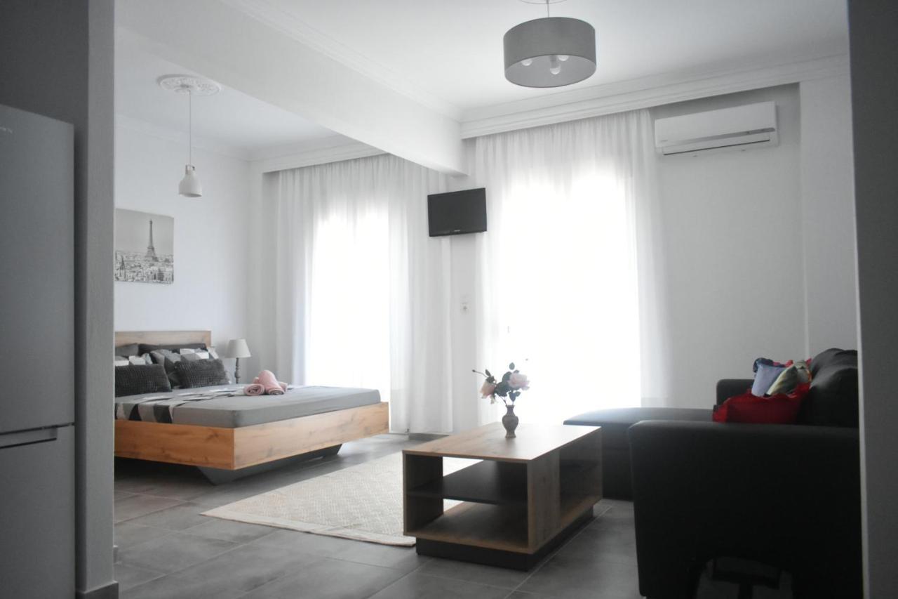 Seaside Apartments Néa Iráklia Eksteriør bilde