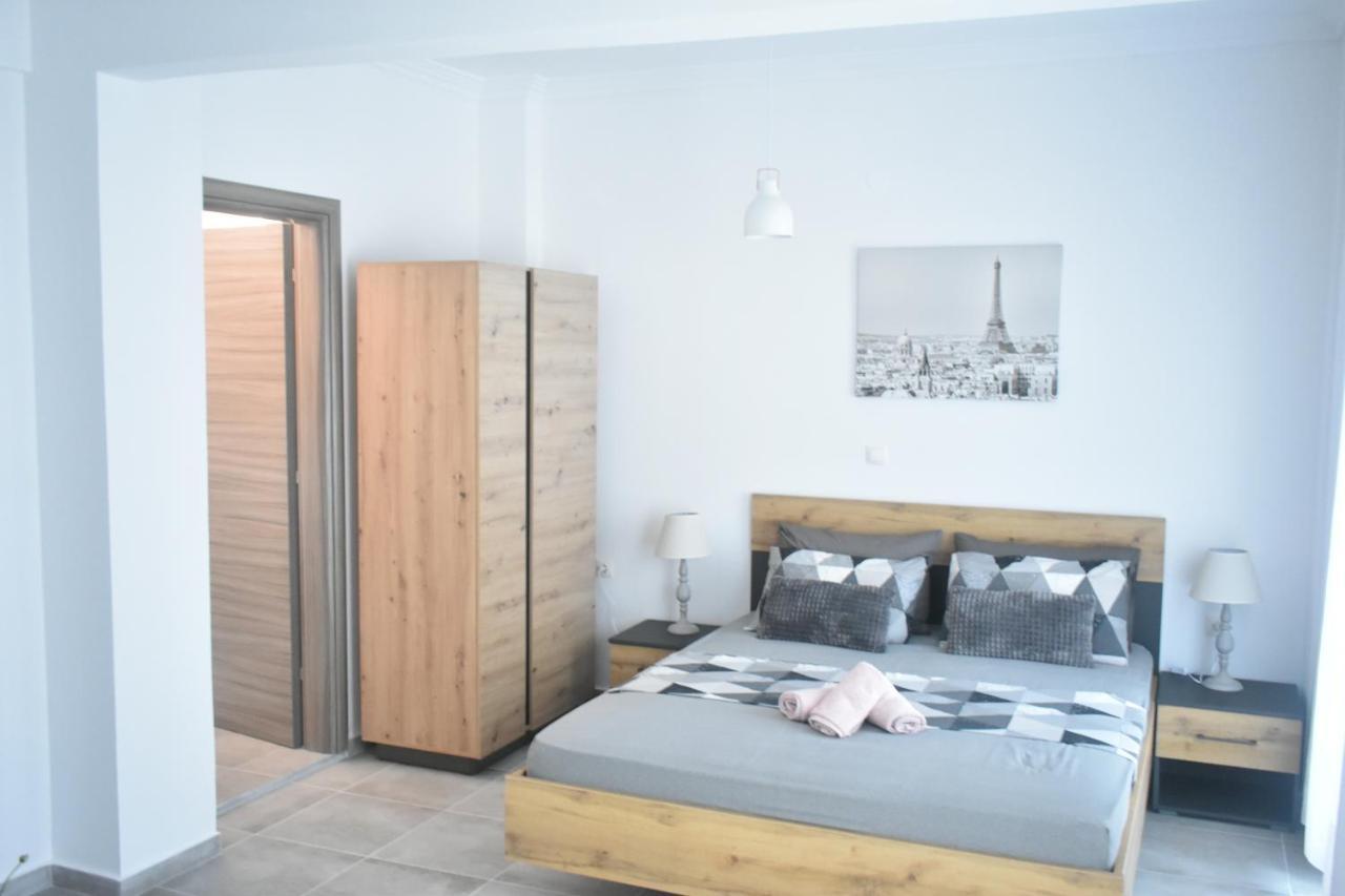 Seaside Apartments Néa Iráklia Eksteriør bilde