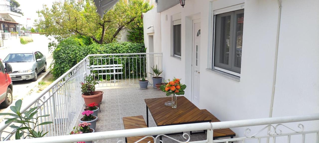 Seaside Apartments Néa Iráklia Eksteriør bilde
